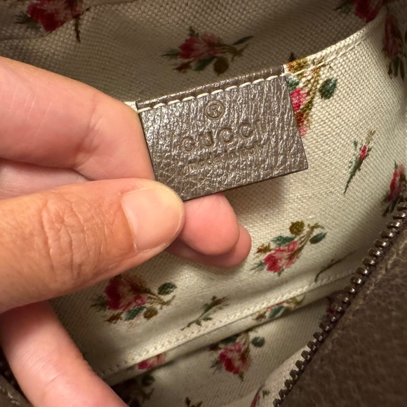 GUCCI NEO VINTAGE GG SUPREME MESSENGER BAG with duster - Picture 4 of 9